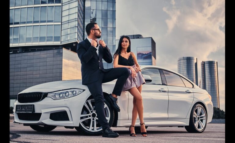 Unlock the Best of Dubai with a Luxury Car Rental