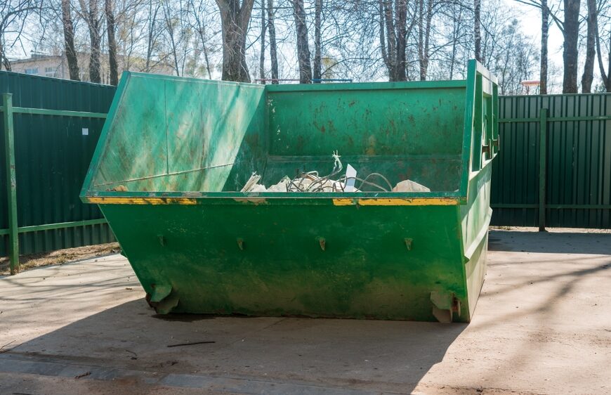 Maximizing Efficiency with Short-Term Dumpster Rentals for Residential Projects