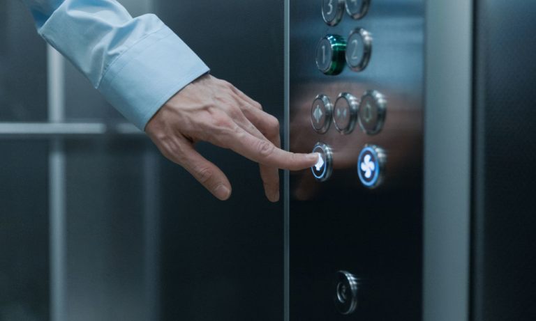 What to Do When Elevator Power Is Down in Your Apartment?