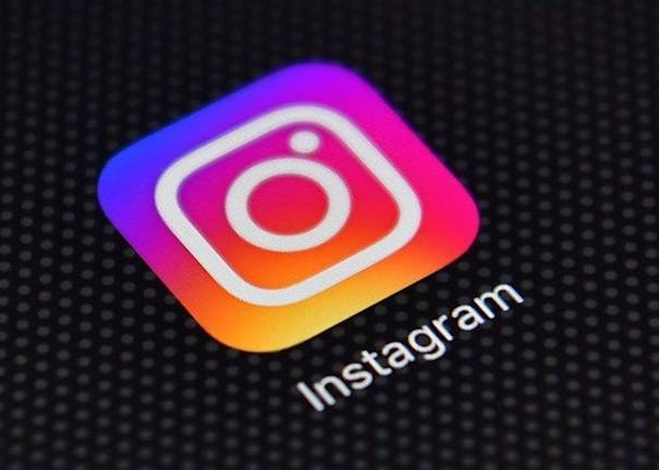 The Power of Instagram Highlights for Personal Branding Success