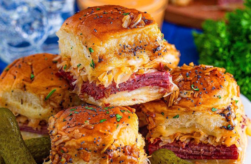 Crafting Perfectly Spicy & Savory Sliders